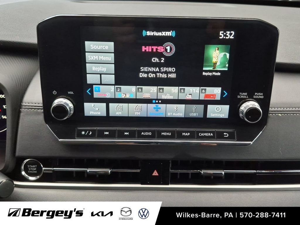 Used 2023 Mitsubishi Outlander SEL AWD/4WD image 17