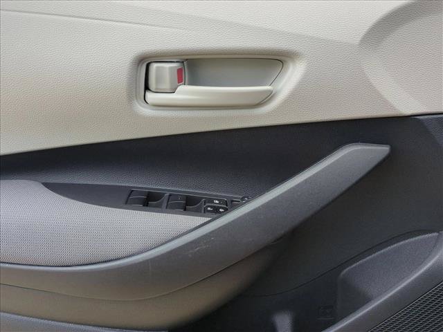 Certified 2025 Toyota Corolla LE FWD image 11