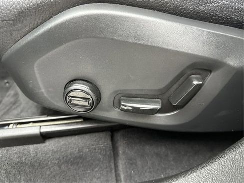 Certified 2023 Volvo XC60 B5 Plus w/ Climate Package image 12