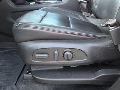 Used 2023 Chevrolet Traverse RS w/ LPO, Floor Liner Package image 19