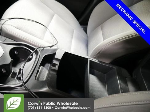 Used 2013 Hyundai Santa Fe GLS w/ Popular Equipment Pkg AWD/4WD image 31