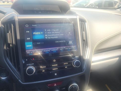 Used 2022 Subaru Crosstrek 2.5i Sport w/ Moonroof Package image 12