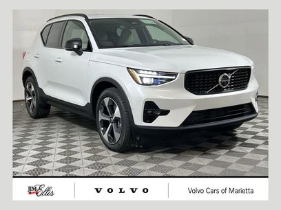 New 2026 Volvo XC40 B5 Plus w/ Climate Package