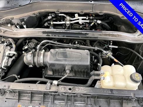 Used 2023 Ford Explorer ST-Line w/ Class IV Trailer Tow Package image 42