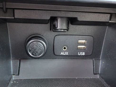 Used 2015 Subaru Outback 2.5i Limited AWD/4WD image 30