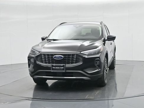 New 2025 Ford Escape SE image 52