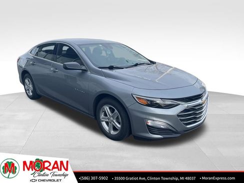 Used 2023 Chevrolet Malibu LS w/ LPO, Floor Liner Package image 2