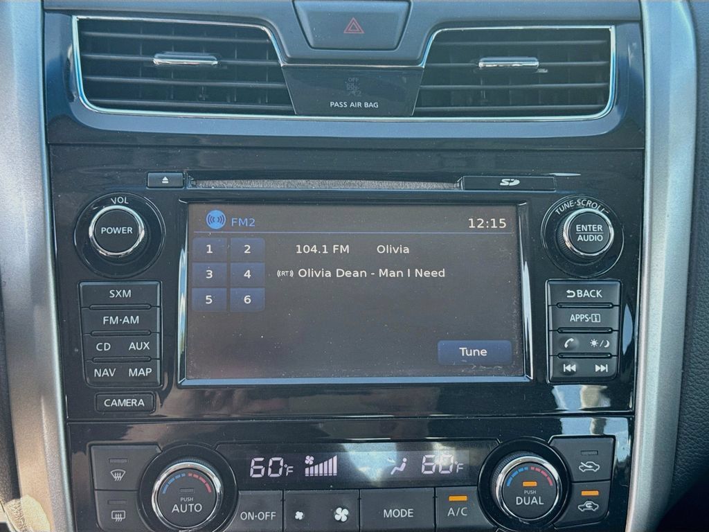 Used 2014 Nissan Altima 2.5 SL w/ Technology Package FWD image 14