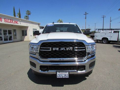 Used 2022 RAM 3500 Big Horn image 3