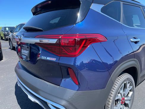 Used 2021 Kia Seltos SX AWD/4WD image 40
