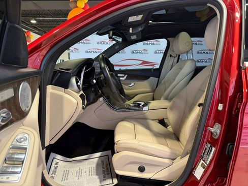 Used 2018 Mercedes-Benz GLC 300 4MATIC w/ Multimedia Package image 28