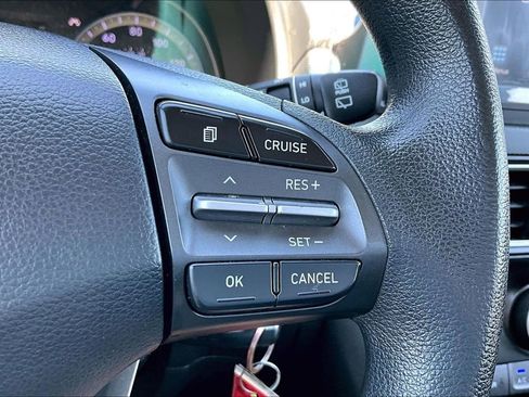 Used 2020 Hyundai Kona SE FWD image 17
