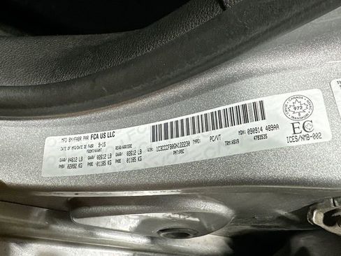 Used 2016 Chrysler 200 LX image 28