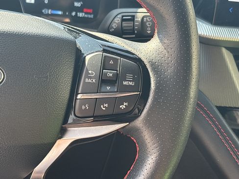 Used 2025 Ford Explorer ST-Line AWD/4WD image 21