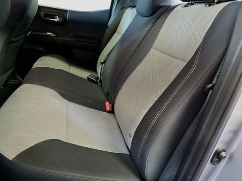 Used 2021 Toyota Tacoma TRD Off-Road image 24