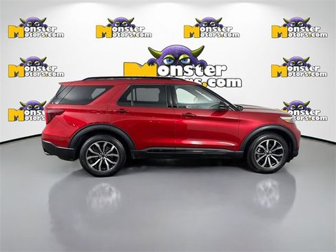 Used 2020 Ford Explorer ST w/ Premium Technology Package image 4