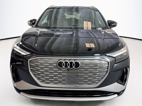 Used 2024 Audi Q4 e-tron Premium Plus w/ Premium Plus image 2