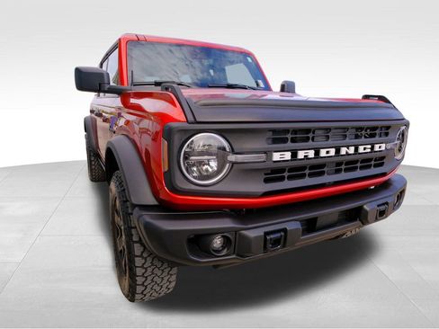 Used 2023 Ford Bronco Black Diamond image 11