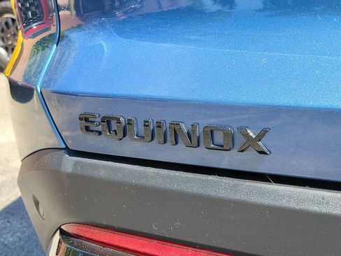 Used 2025 Chevrolet Equinox RS FWD image 8