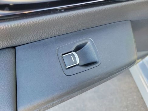 Certified 2025 Honda CR-V Sport Touring image 17