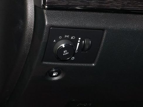 Used 2020 Jeep Grand Cherokee High Altitude AWD/4WD image 28