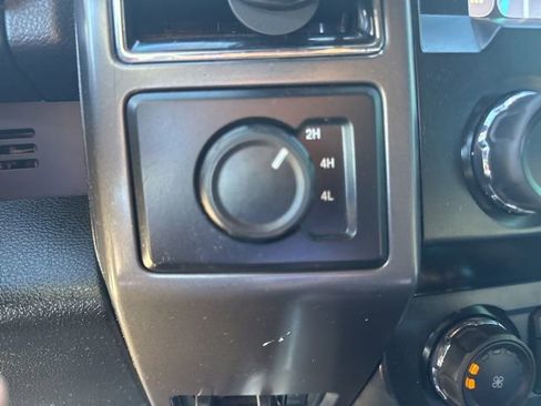 Used 2020 Ford F150 XLT w/ Equipment Group 302A Luxury image 28