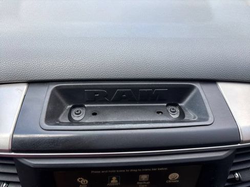 Used 2017 RAM 1500 Big Horn AWD/4WD image 33