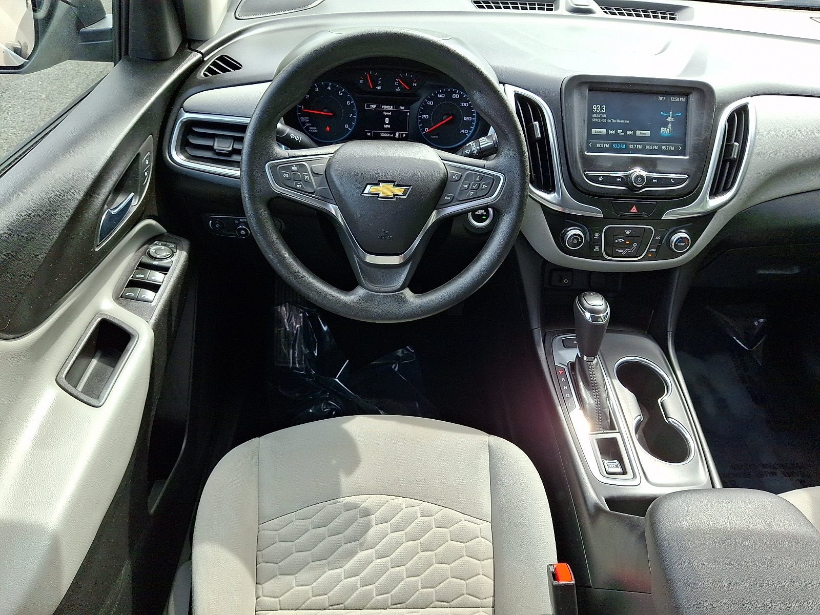 Used 2018 Chevrolet Equinox LS AWD/4WD image 12