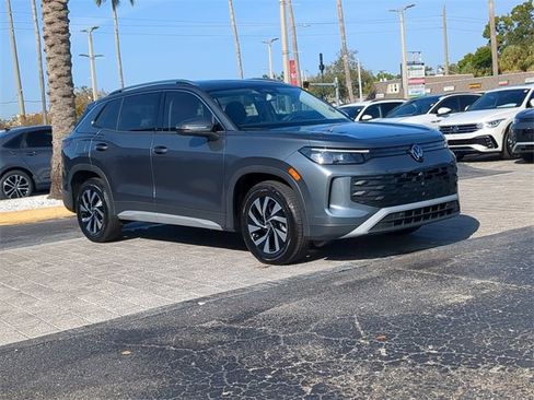 Certified 2025 Volkswagen Tiguan S image 2