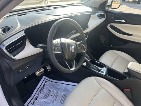Used 2025 Buick Encore GX Avenir w/ Avenir Convenience Package image 10