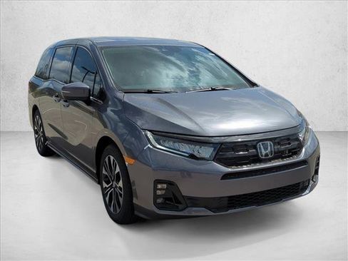 New 2026 Honda Odyssey Elite image 3