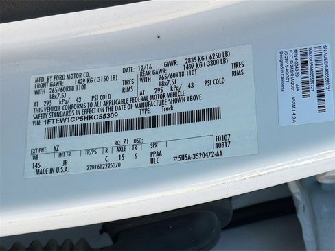 Used 2017 Ford F150 XLT w/ Equipment Group 302A Luxury image 31