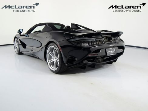 Used 2024 McLaren 750S Spider RWD image 8
