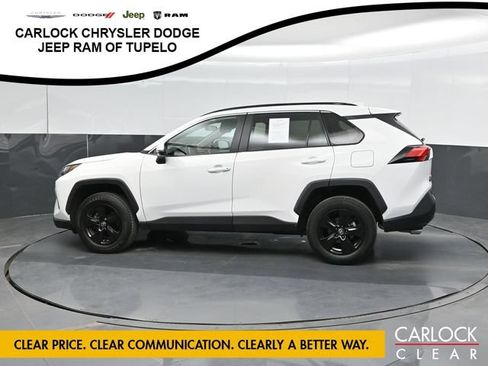 Used 2024 Toyota RAV4 XLE FWD image 9