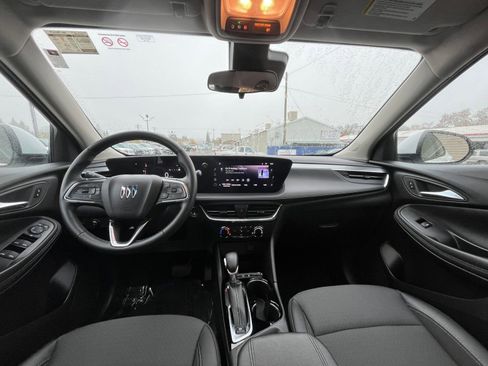 Used 2025 Buick Encore GX Preferred image 31