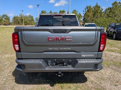 Used 2022 GMC Sierra 1500 Elevation w/ Preferred Package RWD image 5