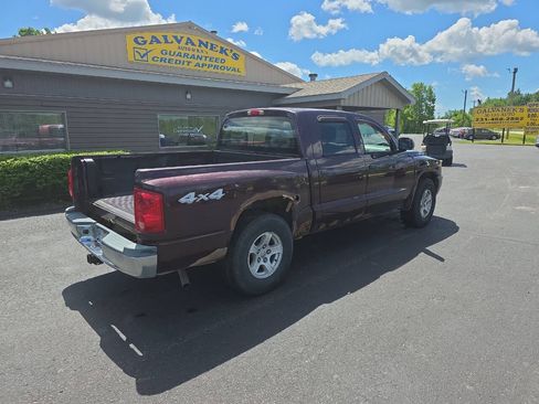 Used 2005 Dodge Dakota SLT w/ Trailer Tow Group AWD/4WD image 6