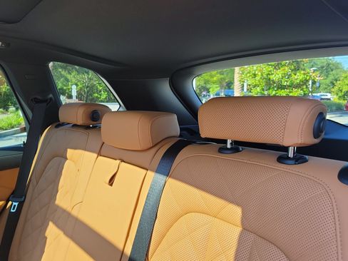 Used 2024 BMW X5 sDrive40i w/ Premium Package RWD image 19