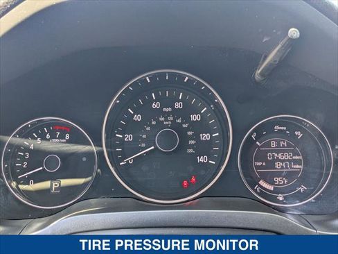 Used 2019 Honda HR-V LX image 15