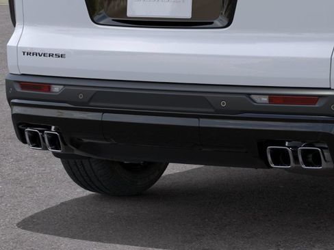 New 2027 Chevrolet Traverse LT w/ Midnight/Sport Edition FWD image 14