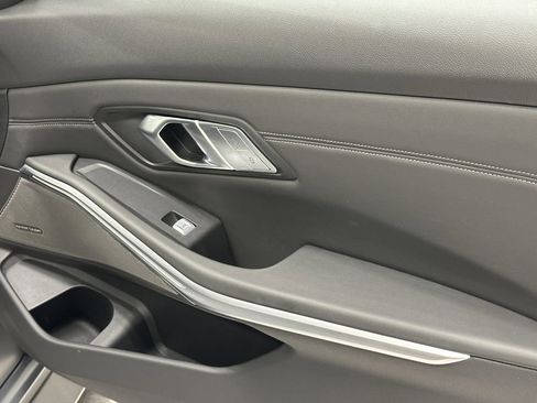 Used 2025 BMW M3 Competition w/ Executive Package image 18