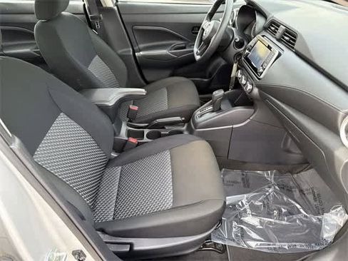 Used 2024 Nissan Versa S w/ S Plus Package image 21