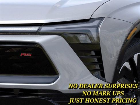New 2025 Chevrolet Blazer EV RS image 10