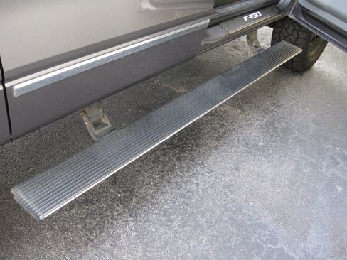 Used 2011 Ford F150 Platinum AWD/4WD image 40