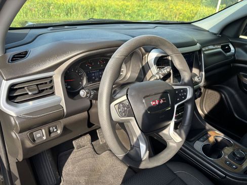 Used 2023 GMC Acadia SLE w/ Driver Convenience Package AWD/4WD image 14