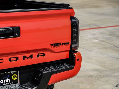 Used 2023 Toyota Tacoma TRD Pro AWD/4WD image 15