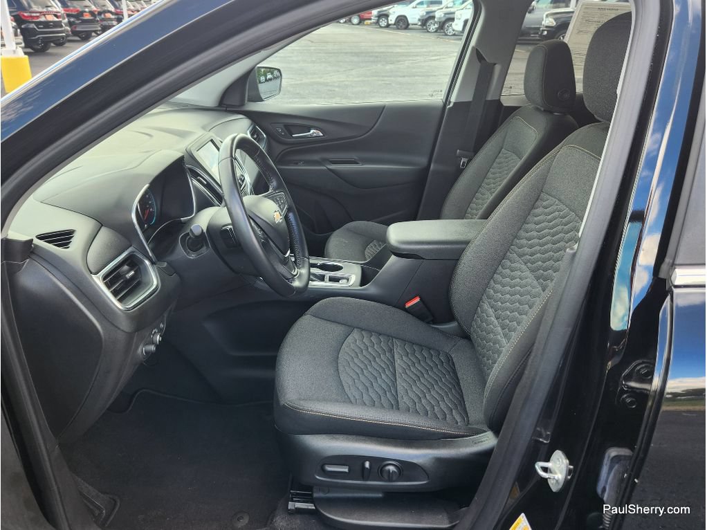 Used 2021 Chevrolet Equinox LT FWD image 2