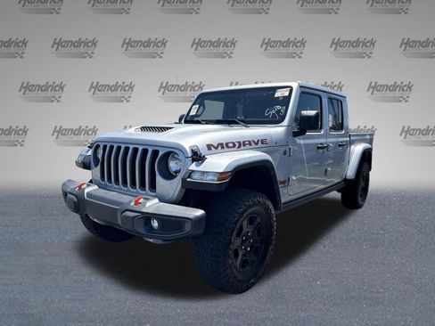 Used 2022 Jeep Gladiator Mojave w/ Trailer Tow Package AWD/4WD image 4