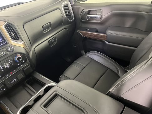 Used 2022 Chevrolet Silverado 1500 High Country w/ Safety Package II image 11
