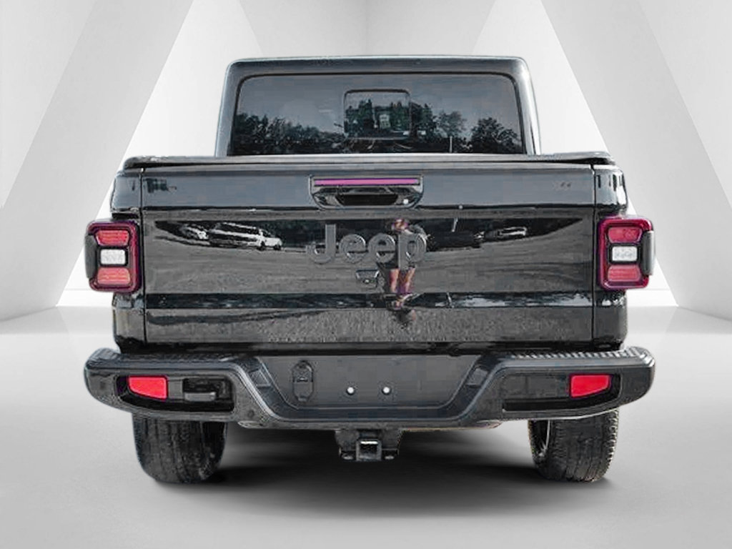 Used 2022 Jeep Gladiator High Altitude AWD/4WD image 6
